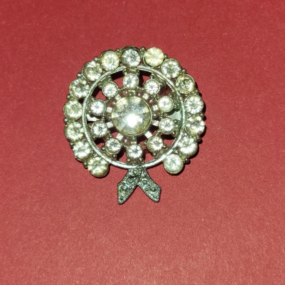 ❤️Vintage Silverstone Clear Rhinestone Brooch Pendant Pin - Picture 1 of 4